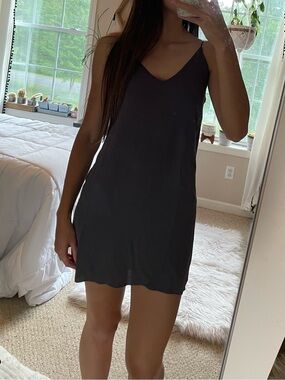 Wilfred Free Aritzia gray mini slip dress women’s S small fully lined dress